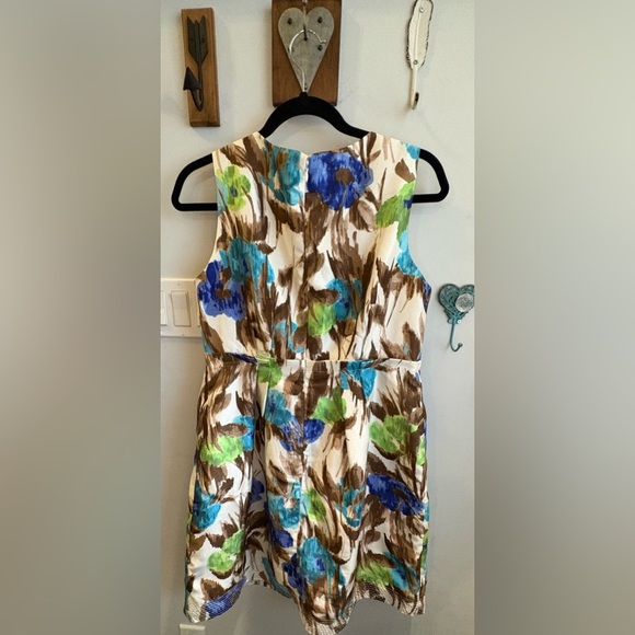 Floral Sleeveless Dress - Picture 3 of 3